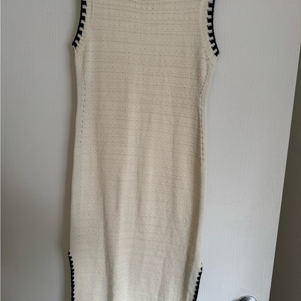 Elegant Cream Sleeveless Dress. Cupshe NWT size medium